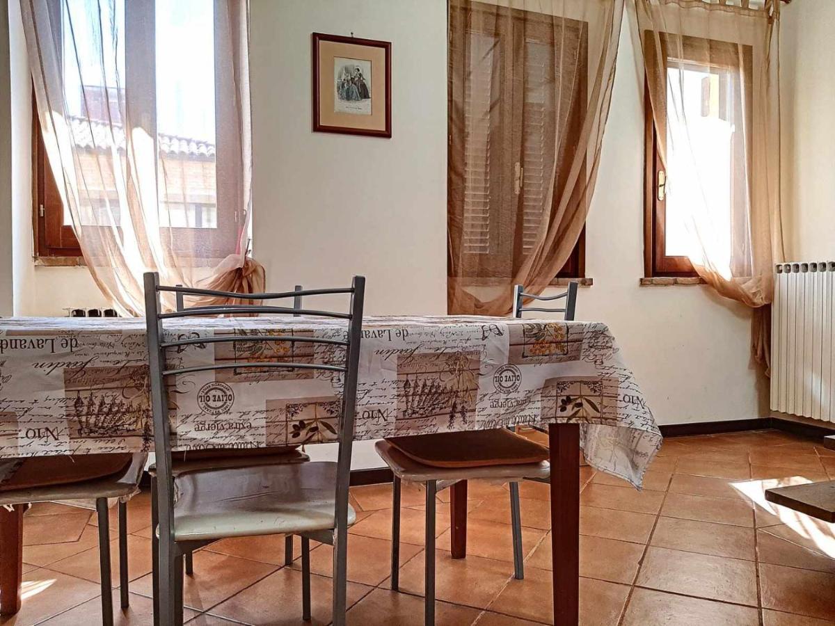 Ospitaci Appartamenti San Salvatore Фолиньо Экстерьер фото